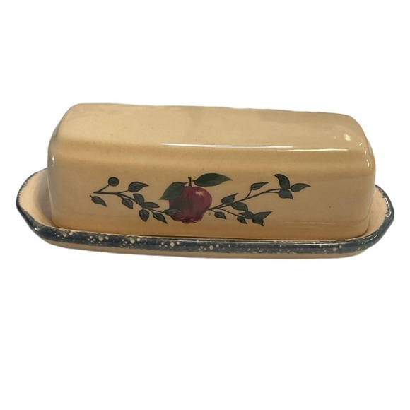 Vintage cottagecore country Tan Butter Dish Apple Design kitchenware - Picture 3 of 7